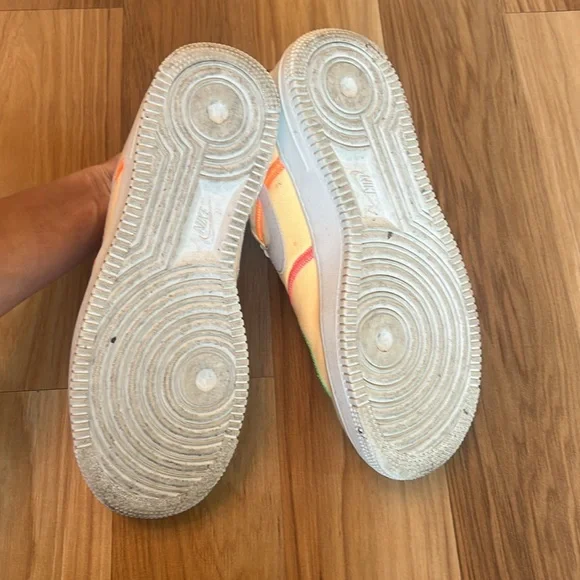 Nike Women’s Air Force 1 - Picture 7 of 8